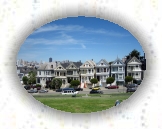 San Francisco - 03 * Les principaux symboles de la ville sont aussi les maisons dans le style victorian. - - - Ein wahrzeichen der Stadt San Francisco sind auch diese bunten Huser im viktorianischen Stil. - - - The Painted Ladies are called these Victorian houses at Alamo Square. * 600 x 450 * (80KB)